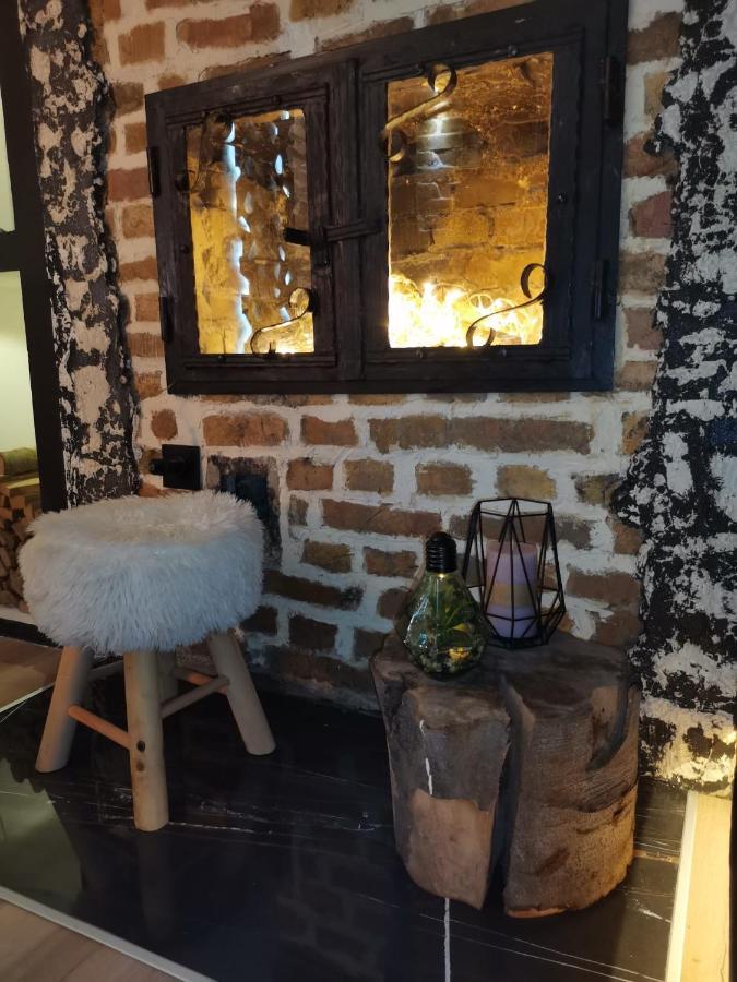 Studio Apartman Black & White Centar Sarajevo Free Parking ภายนอก รูปภาพ